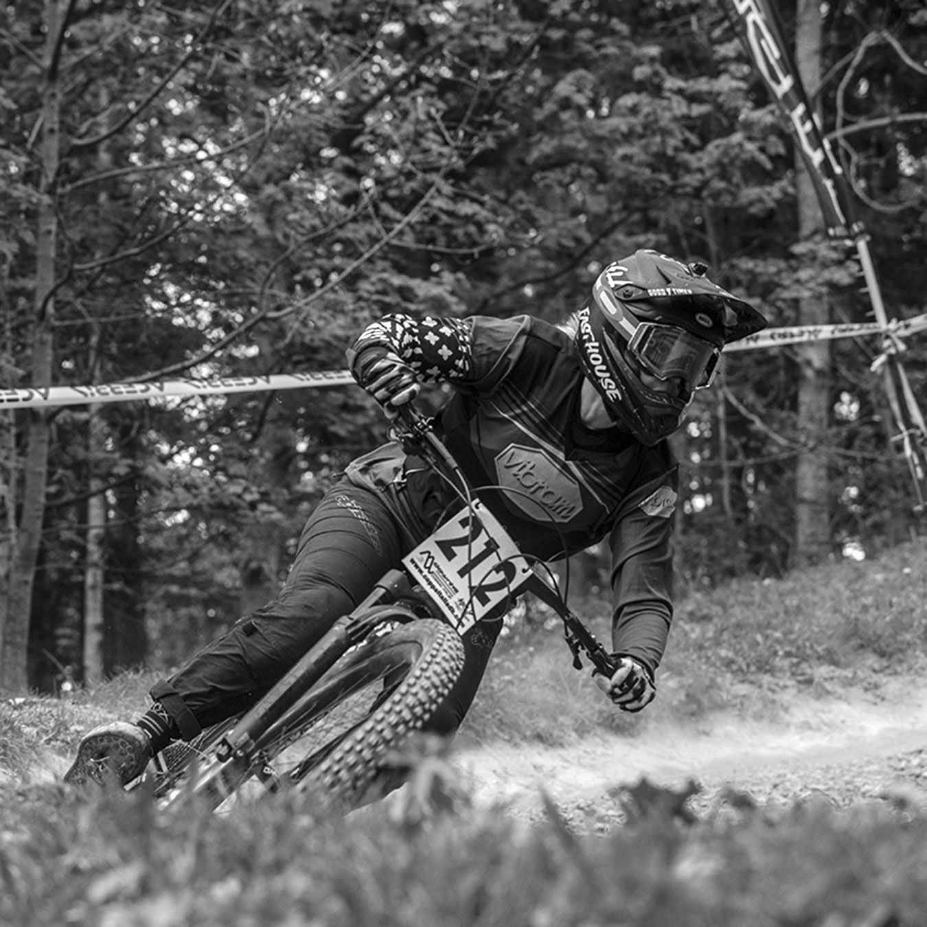 ilaria zampino mtb rider image 5