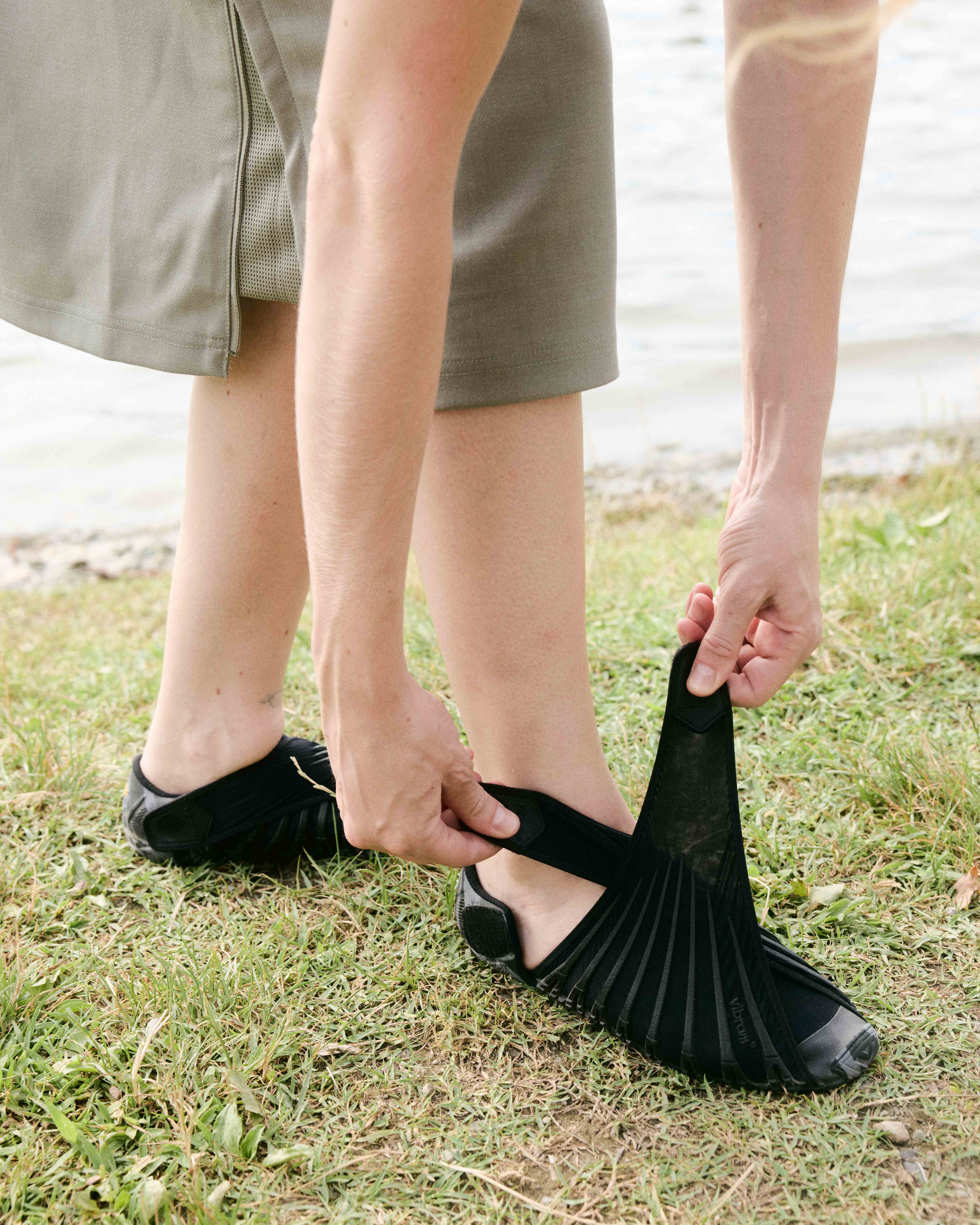 snapshot of wearing vibram shoes 4