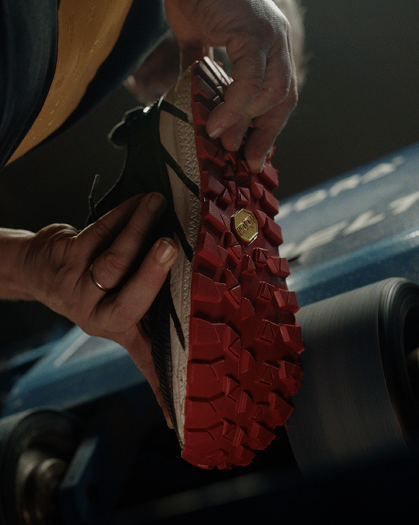 discover shoe repair locator