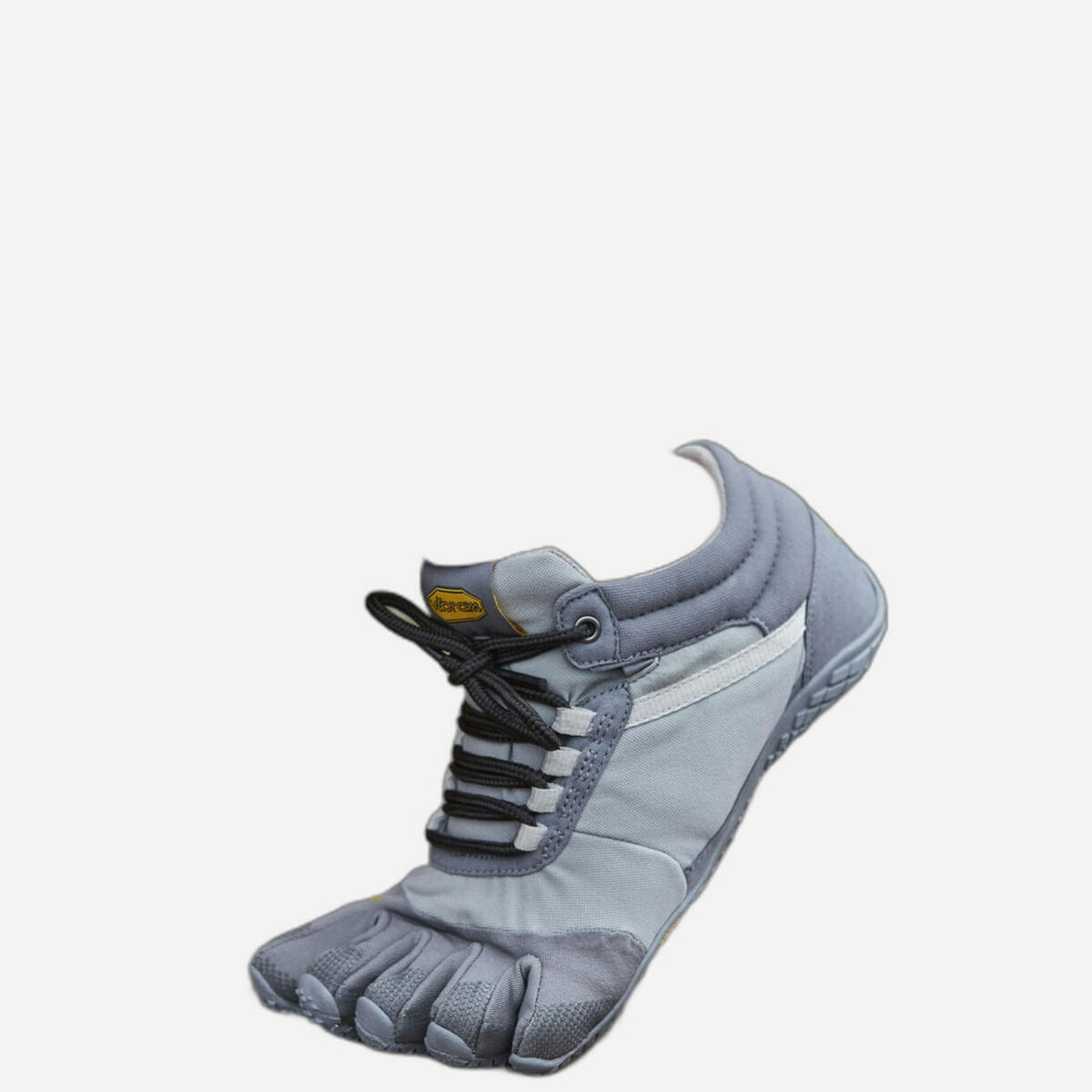 Trek Ascent Insulated three quarter photo