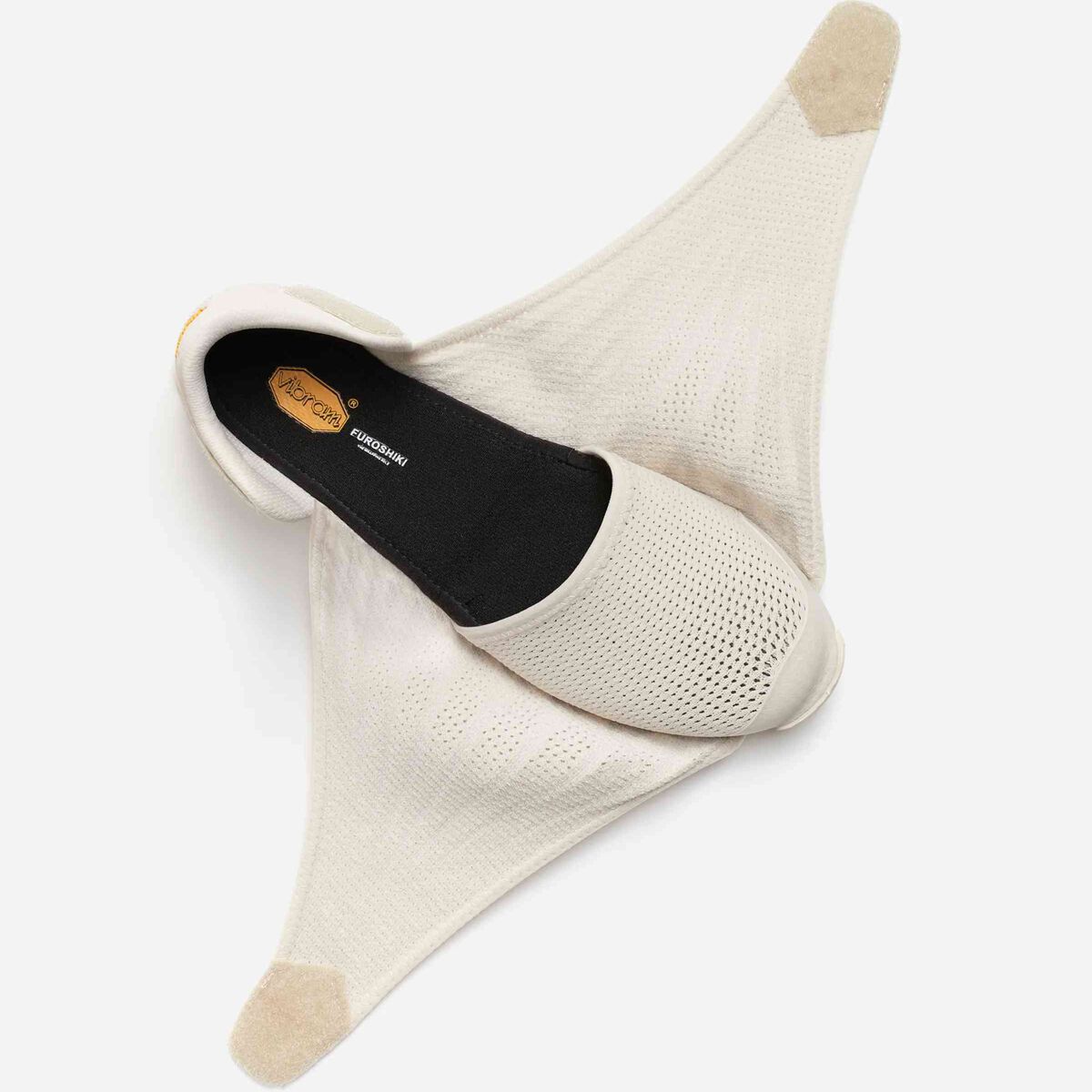 Women's Furoshiki Knit Low three quarter photo