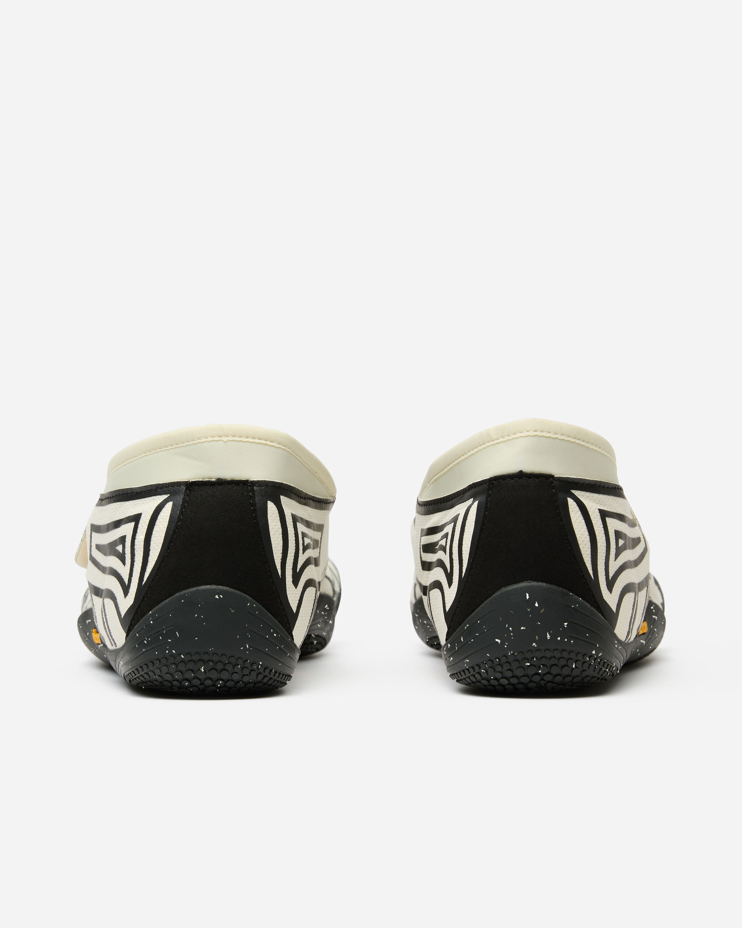 Groundsplay Ivory / Black | Man | Vibram