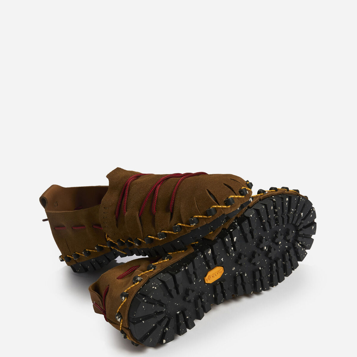 COMPONENT Black w/Tobacco three quarter photo