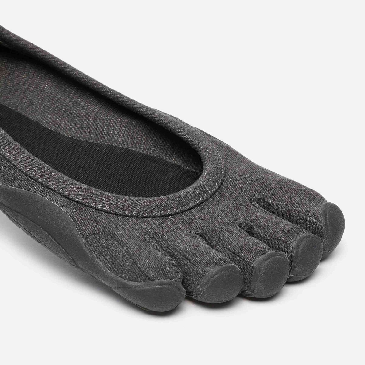Classic ECO Men's three quarter photo