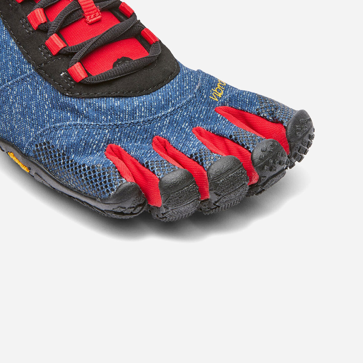 V-Trek Men's three quarter photo