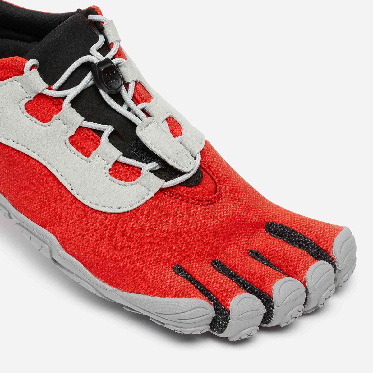 V-Run Retro Men's three quarter photo