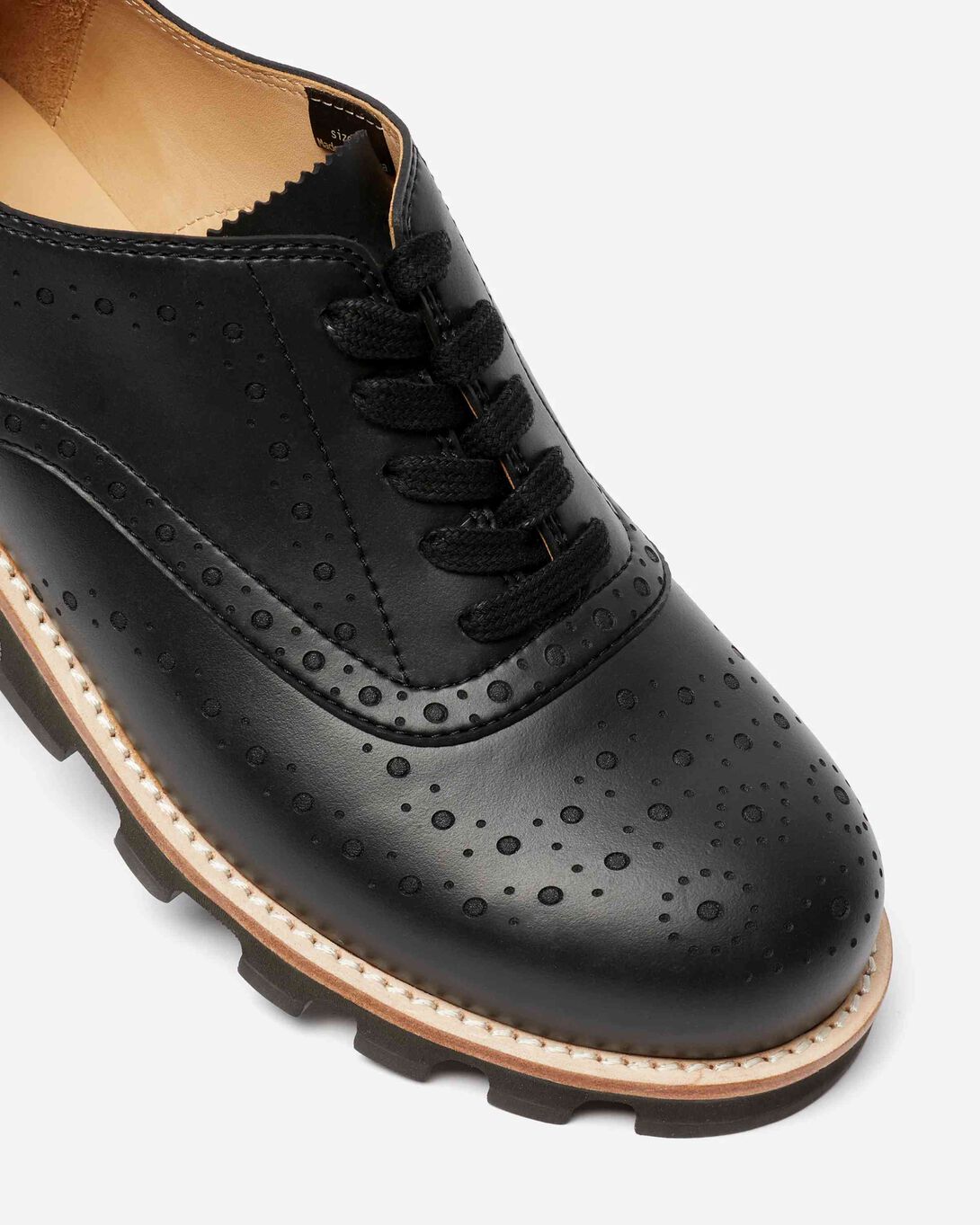 Oxford Shoes display picture 2