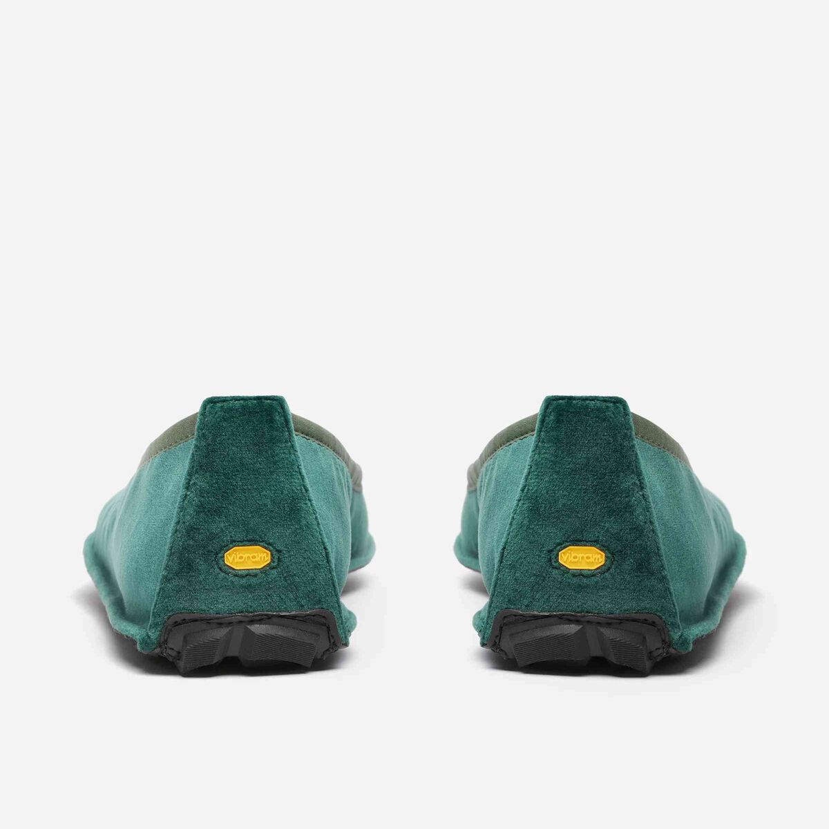 ワン クォーター ベルベット 後ろからの写真