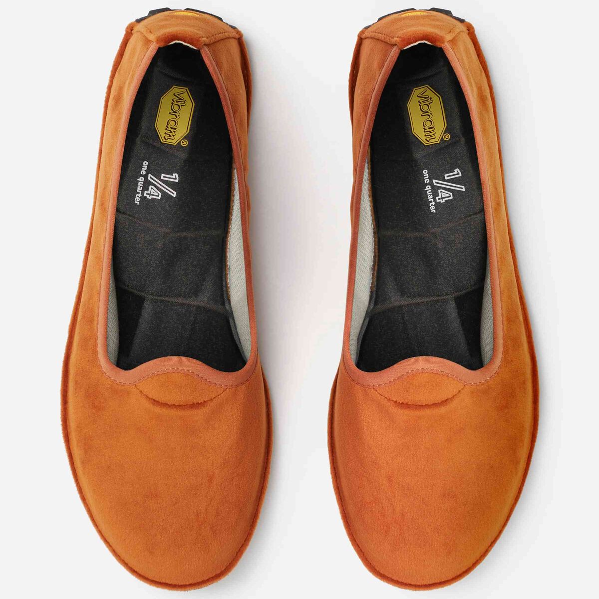 ワン クォーター ベルベット 上からの写真