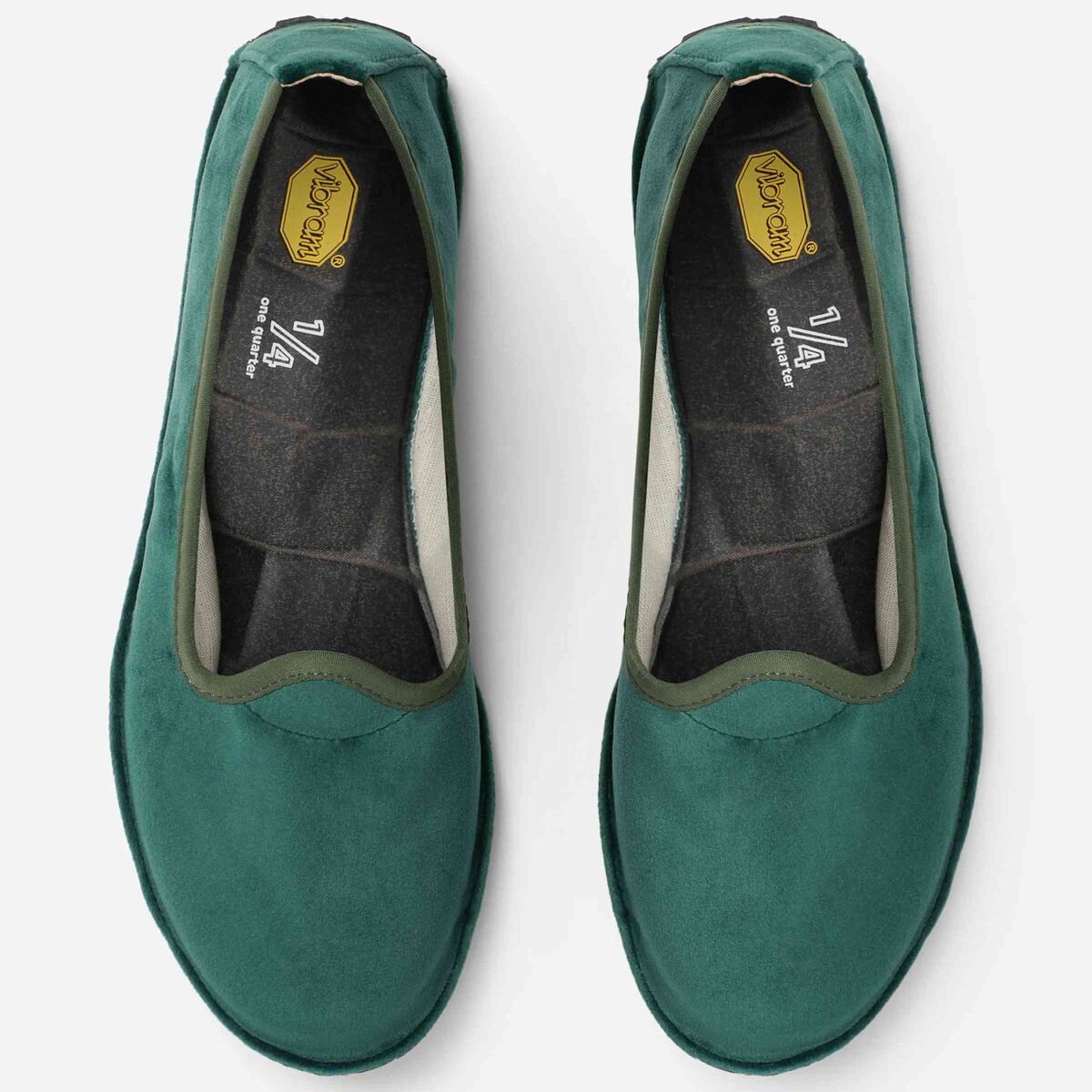 ワン クォーター ベルベット 上からの写真