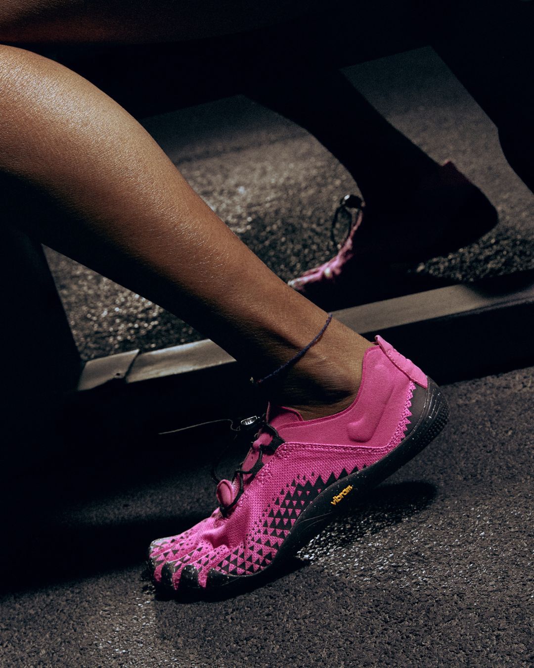 Groundsplay LS Fuchsia / Black | Woman | Vibram