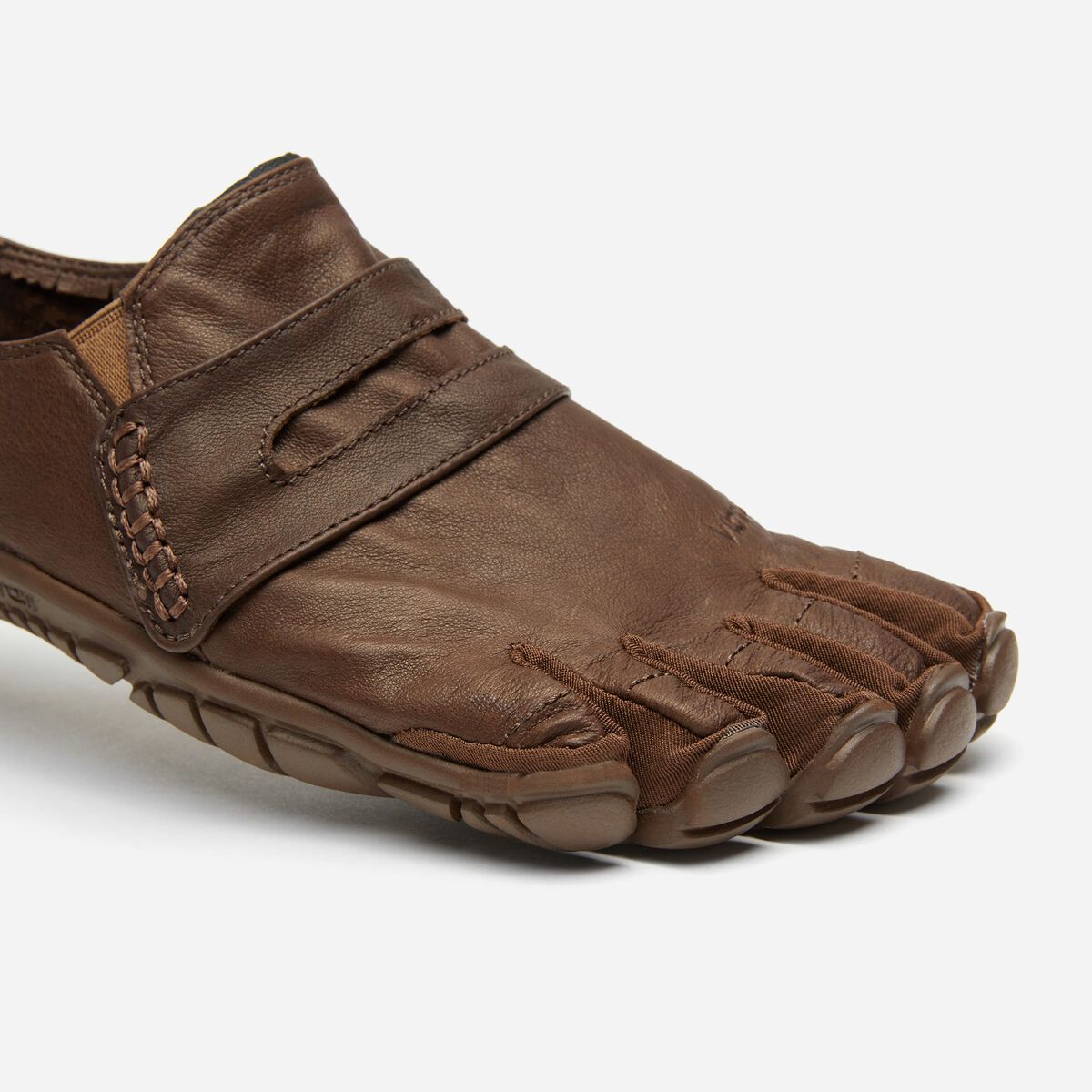 CVT-Leather Men's three quarter photo