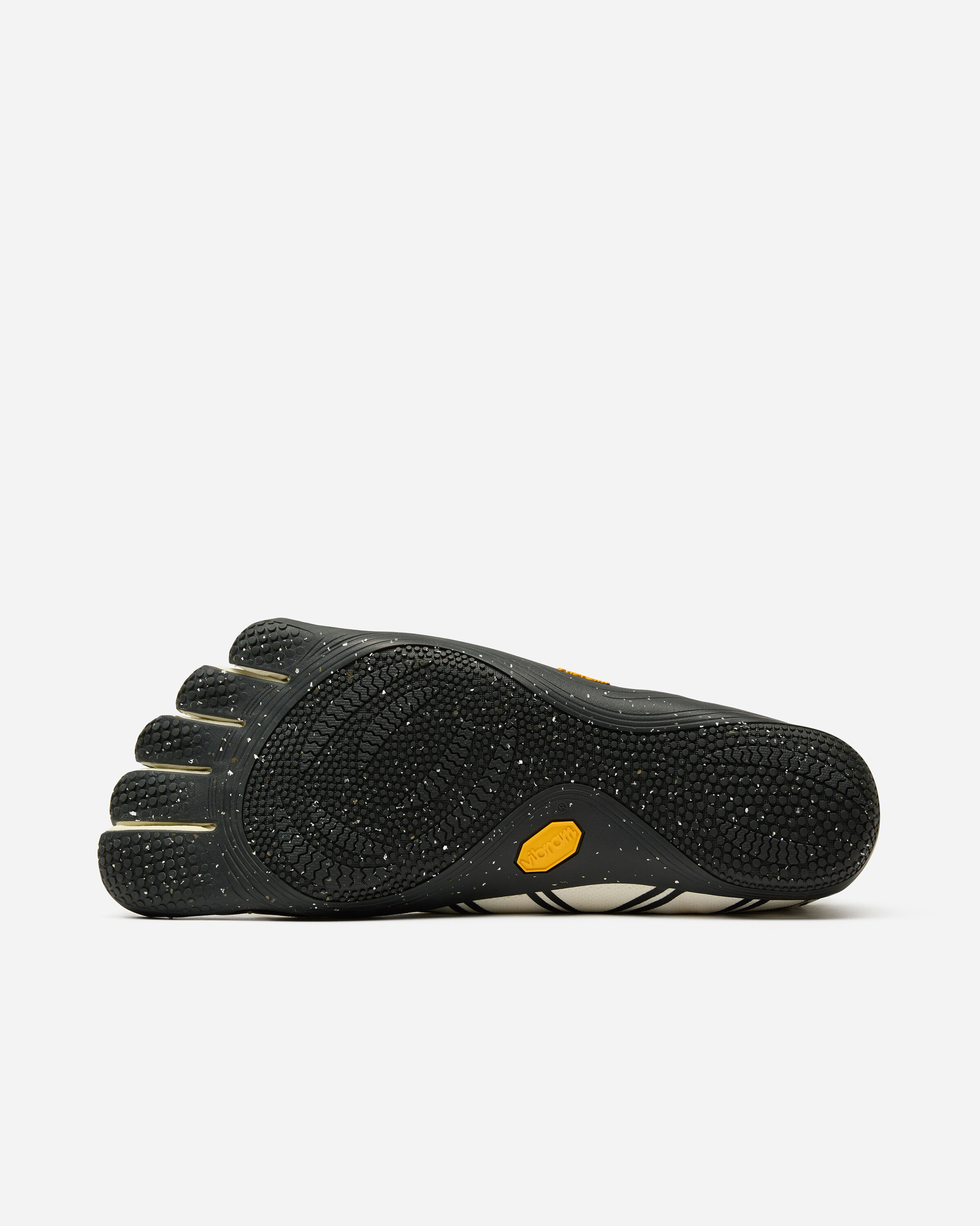 Groundsplay Ivory / Black | Man | Vibram Groundsplay Ivory / Black | Man | Vibram
