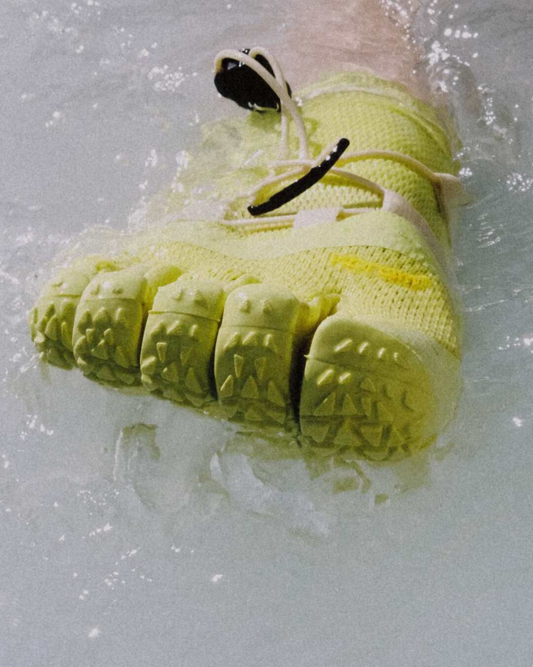 FiveFingers: The Original Barefoot Toe Shoes | Vibram